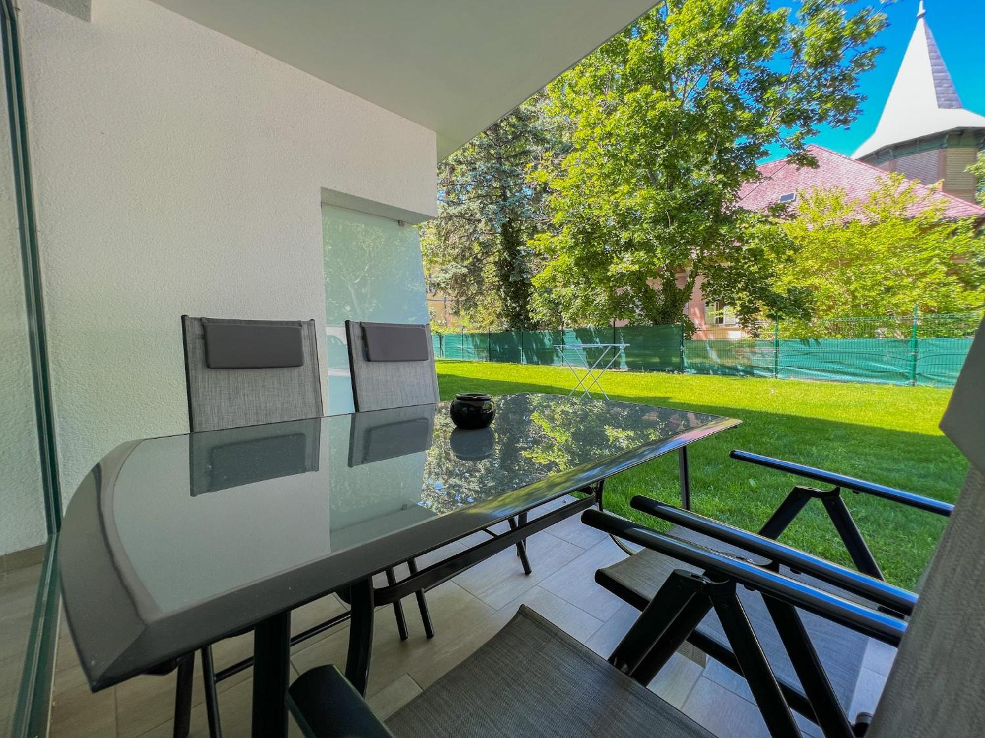 Bauhaus Wellness Fsz. 1 Apartment Siófok